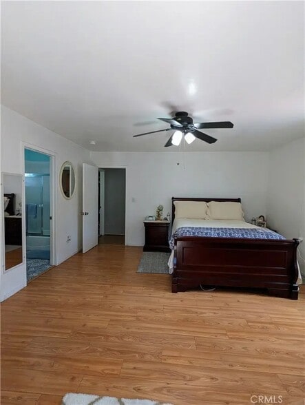 Building Photo - 2325 S Harcourt Ave