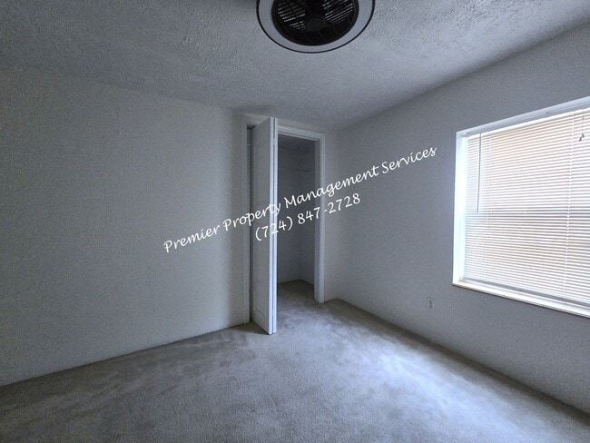 Building Photo - 455 E Jefferson St