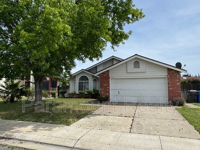 Building Photo - 1230 Mohr Cir