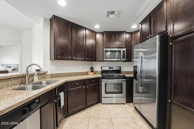 Building Photo - 5350 E Deer Valley Dr