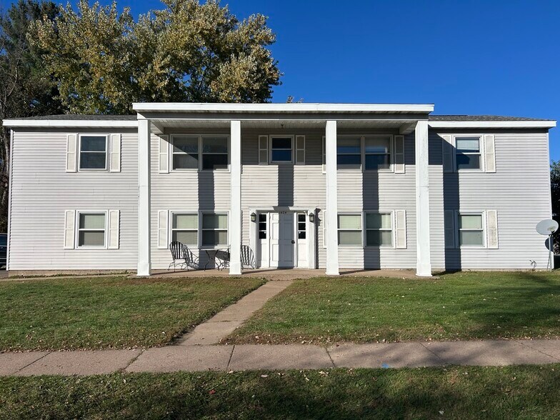 Primary Photo - 1404 Hayden Ave