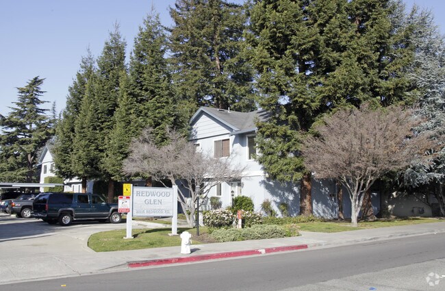 Primary Photo - Redwood Glen