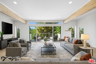 Building Photo - 1591 Lindacrest Dr