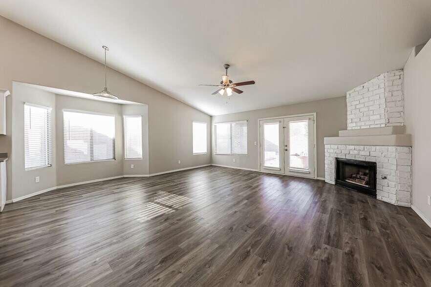 Building Photo - 4317 W Electra Ln
