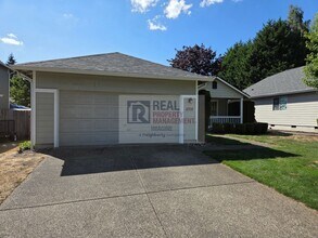 Building Photo - Check out this wonderful 3.0 bedroom, 2.0 ...