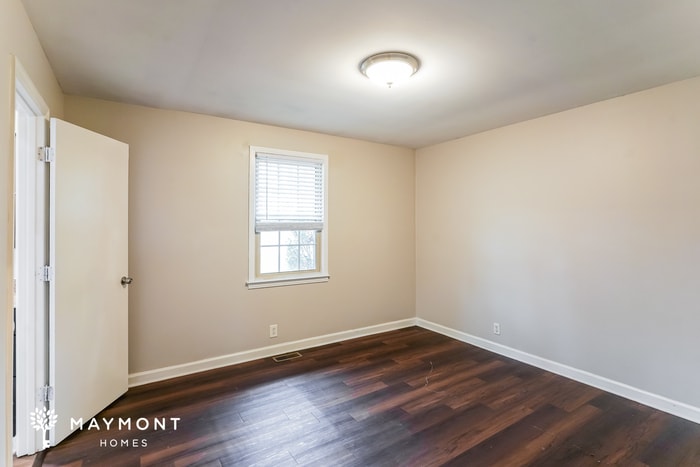 Building Photo - 107 Woodridge Dr