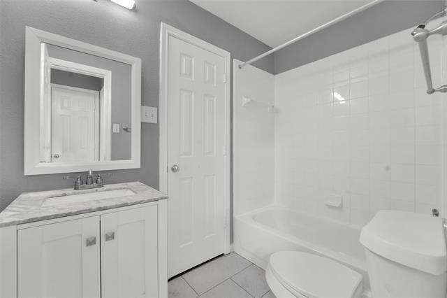 Building Photo - 3116 Glen Canyon Dr