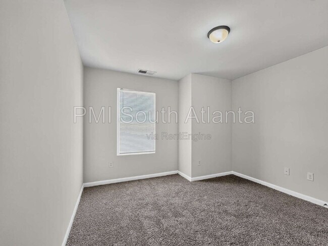 Building Photo - 6446 Grey Fox Way