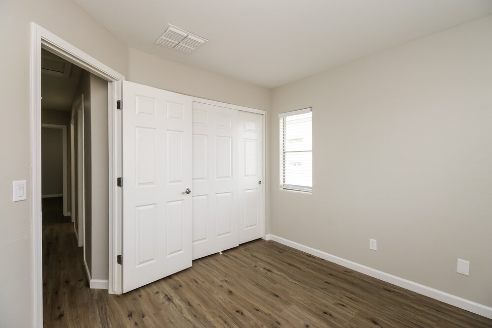 Building Photo - 4743 E Olney Ave