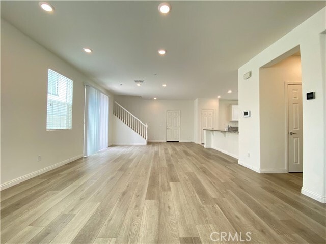 Building Photo - 6129 Rosewood Way