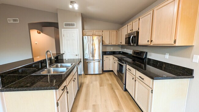 Building Photo - 12051 S 44th St