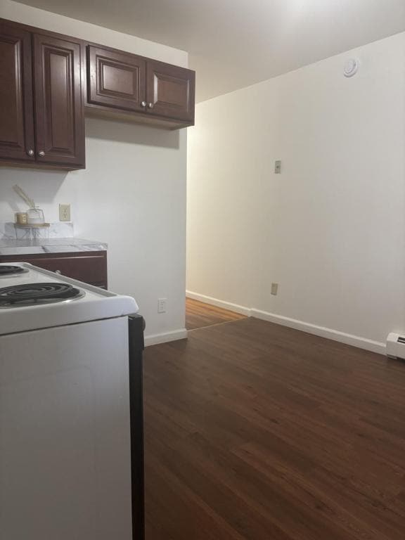 Building Photo - 4 S Central Ave