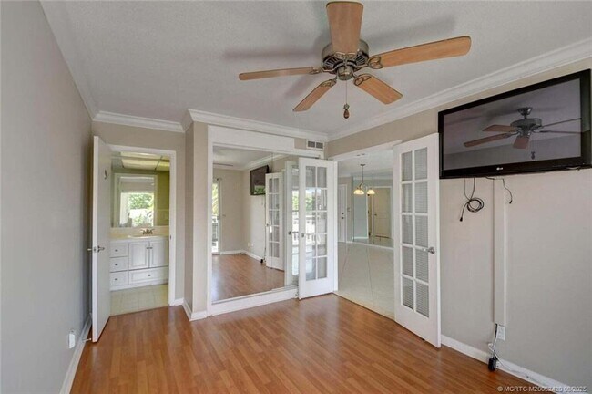 Building Photo - 68 Yacht Club Dr