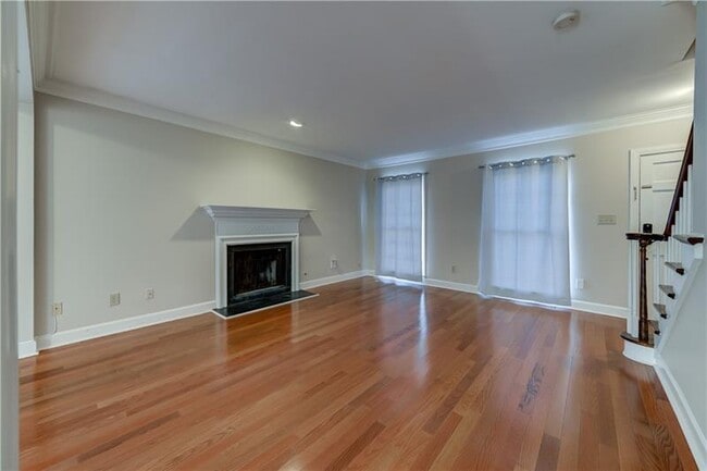 Building Photo - 64 Mt Vernon Cir