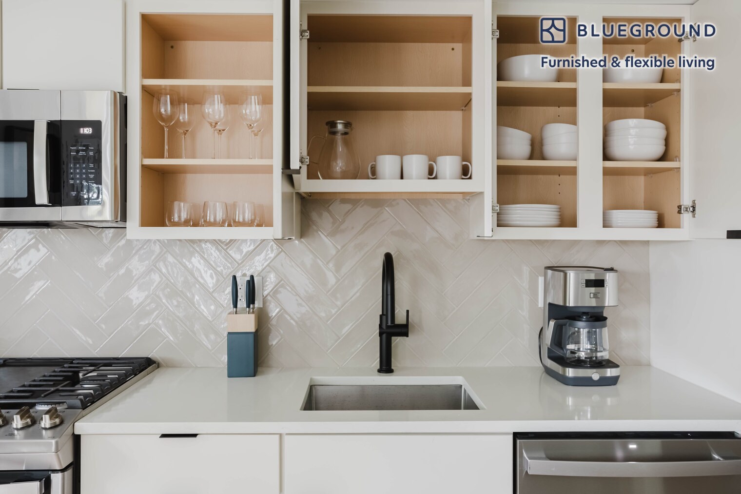 Building Photo - 716 L St SE