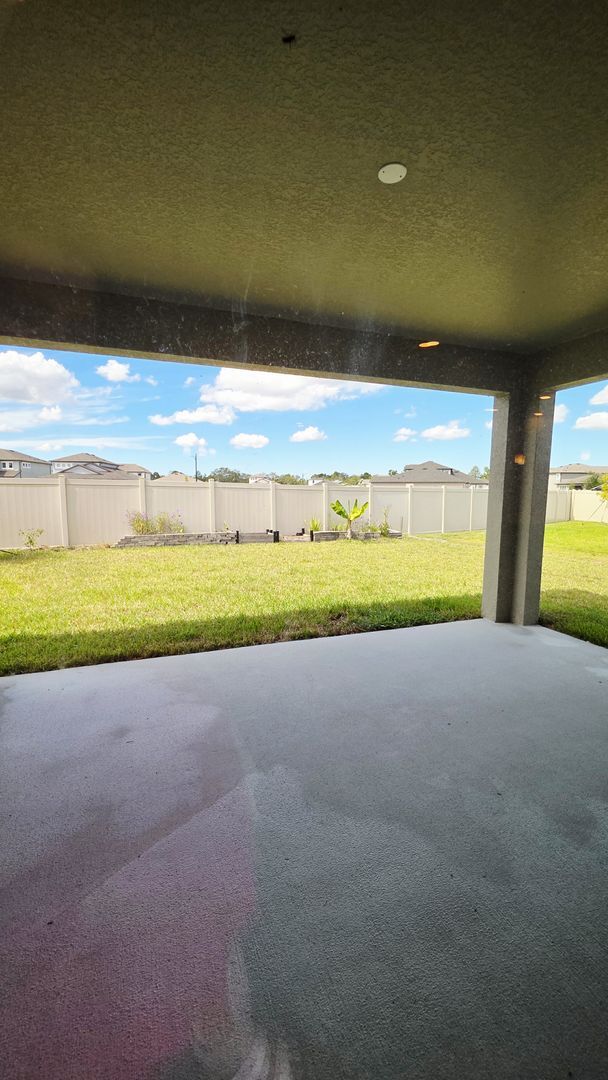 Building Photo - Executive 4BR / 3.5BA Home | Loft • Office...