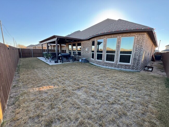 Building Photo - 6014 Silent Rain Dr