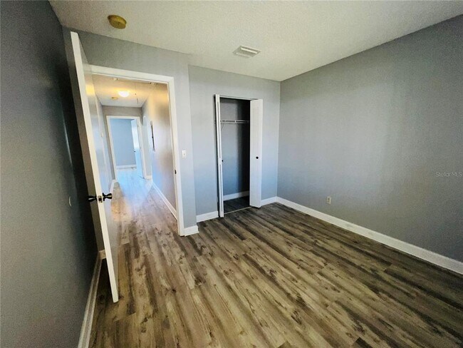 Building Photo - 605 Ridge Terrace