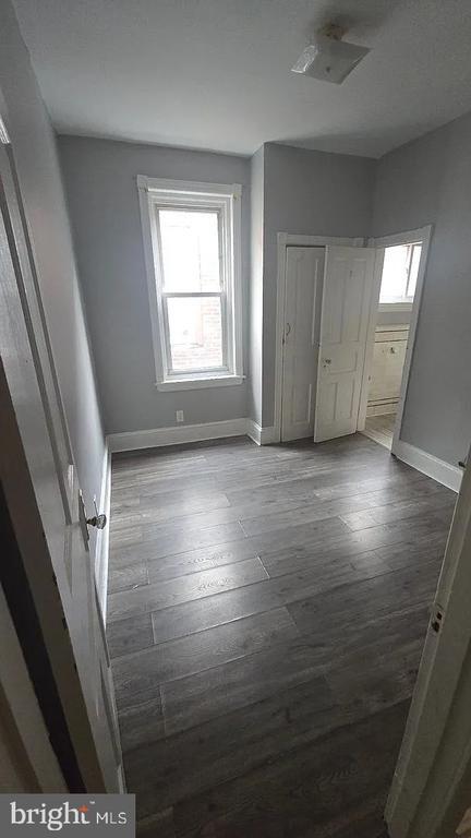 Building Photo - 3246 W Huntingdon St