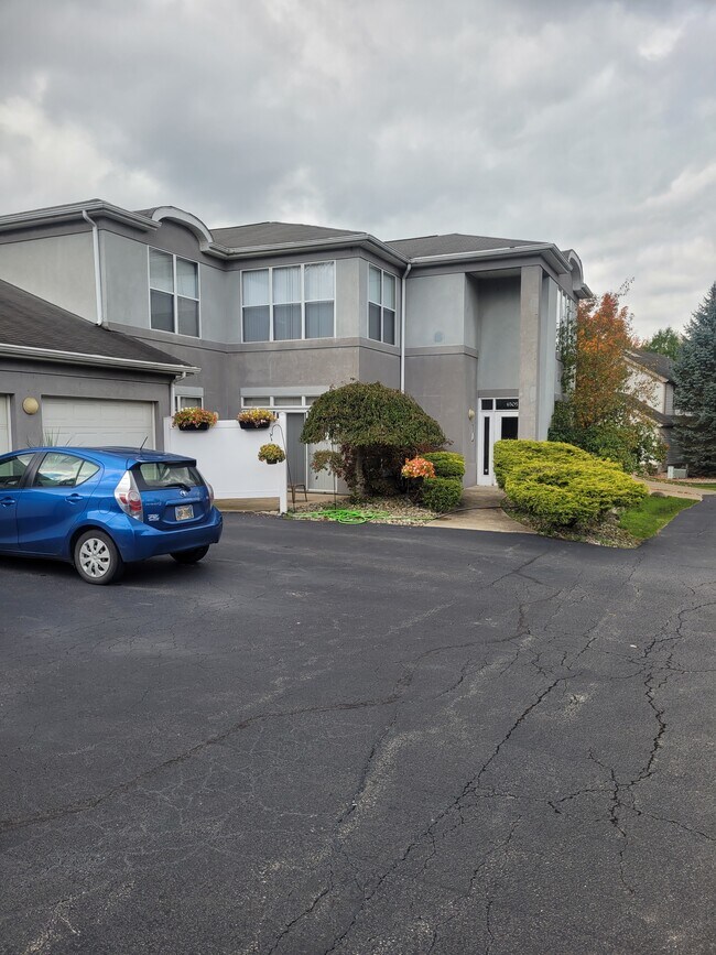 6505 Saint Andrews Dr 6505 Saint Andrews Dr Canfield OH 44406