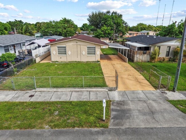 Primary Photo - 5633 SW 40th St