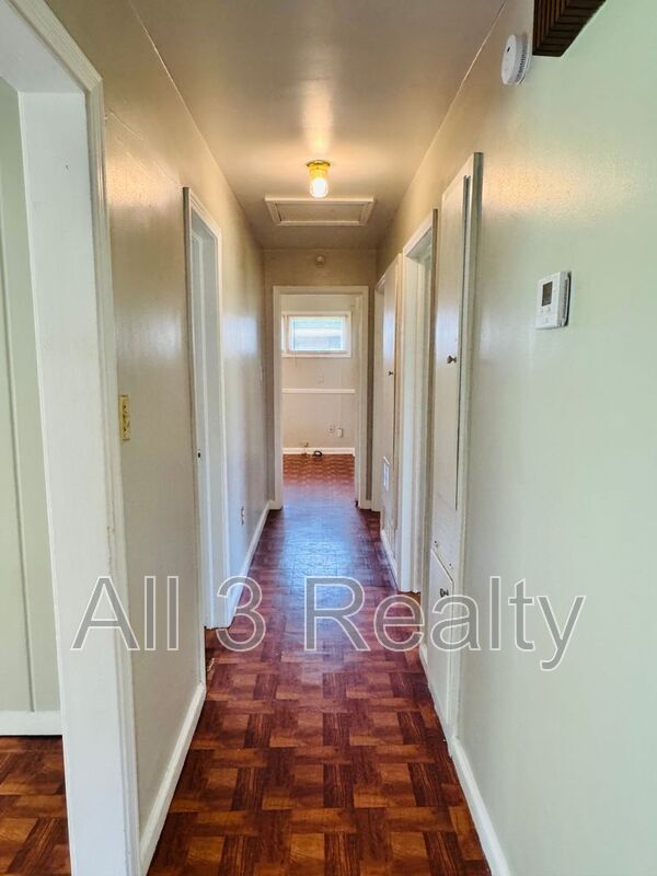 Building Photo - 1311 Marlowe Dr