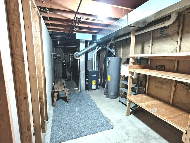 Building Photo - 52212 Evard Dr