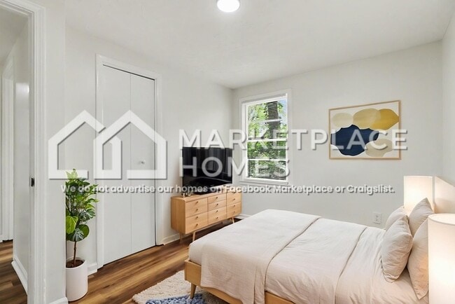 Building Photo - 5944 Gum Dr SE