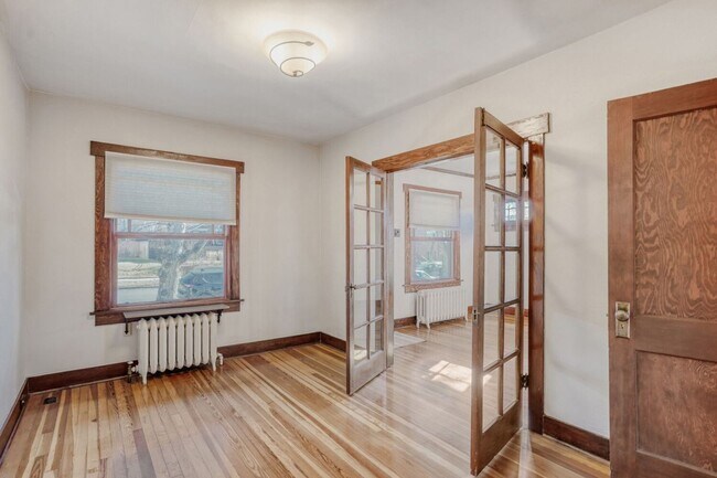 Building Photo - Wash Park Duplex Available Immediately