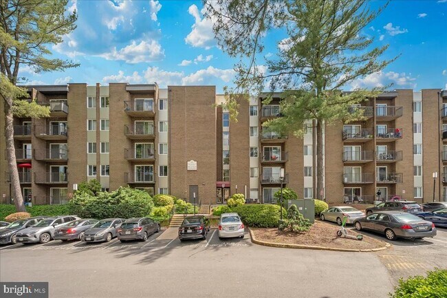 Building Photo - 60 S Van Dorn St