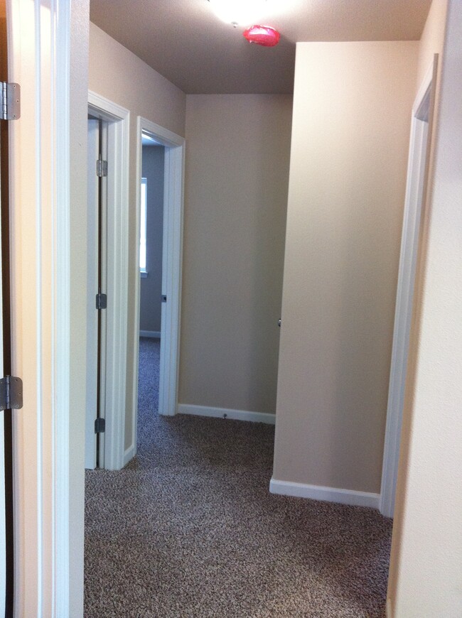 Building Photo - 2341 W Eagles Nest Cir