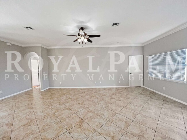 Building Photo - 3BR/2BA with Bonus Garage Energy — Welcome to 906 Alfreda!