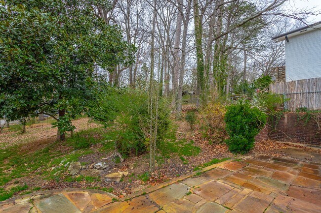 Building Photo - 3 Bedroom · 2 Bath Home in East Brainerd N...