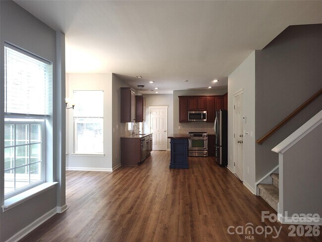 Building Photo - 16121 Long Talon Way