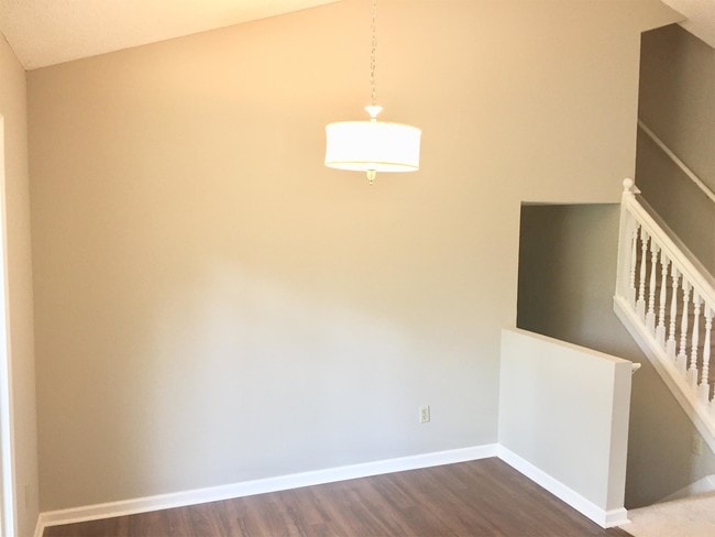 Building Photo - 1475 Chaseway Cir