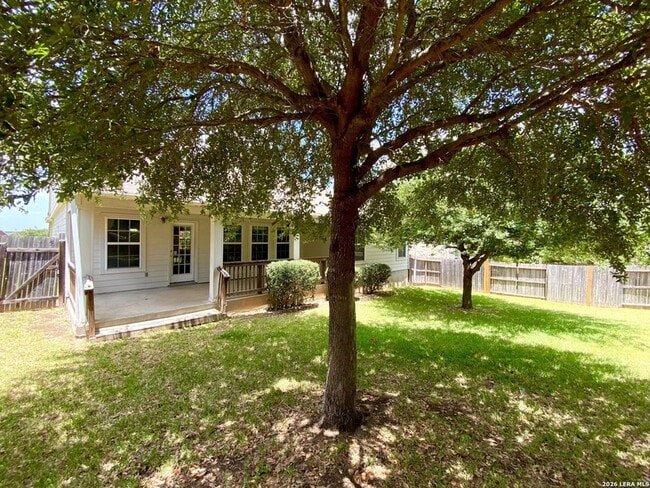 Building Photo - 13904 Belgravia Forest