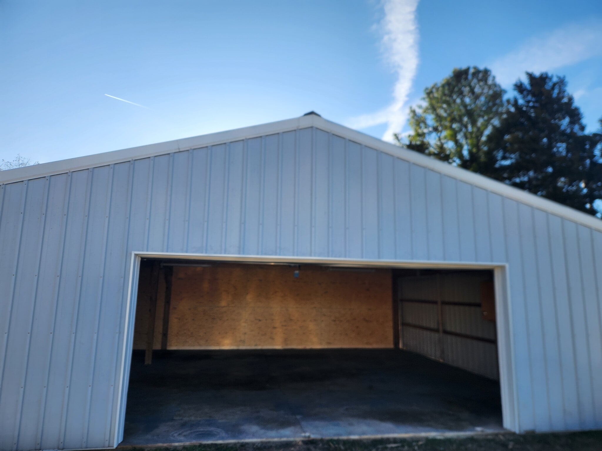 Building Photo - 13131 East Ln