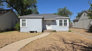 Building Photo - Charming & Affordable 2-Bedroom Home – Ready for Move-In!