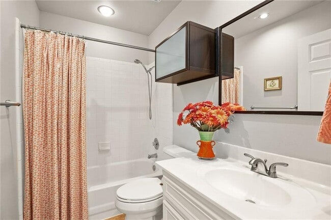 Building Photo - 119 Bluejack Pl