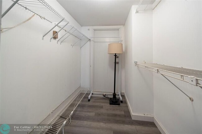 Building Photo - 1370 S Ocean Blvd