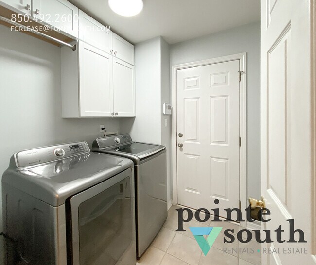 Building Photo - 9678 Westgate Cir