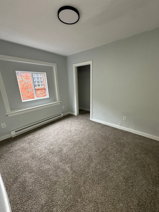 Building Photo - 5088 Queens Ave