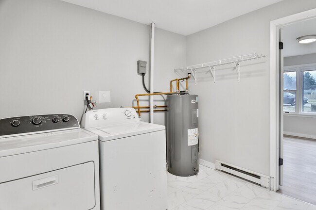 mudroom attached is garage - 208 Harlem Rd