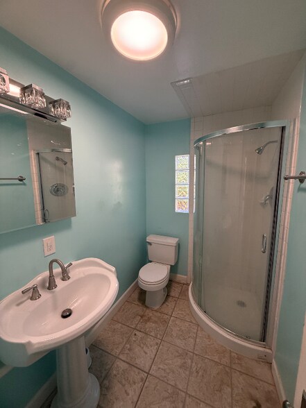 Building Photo - 5381 Mariquita Ave