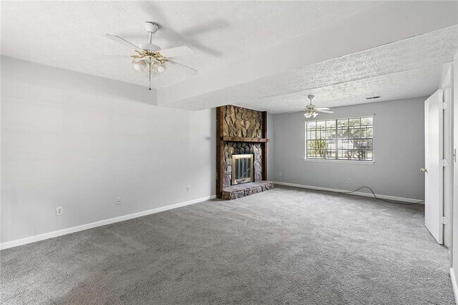 Building Photo - 7055 Hania Dr
