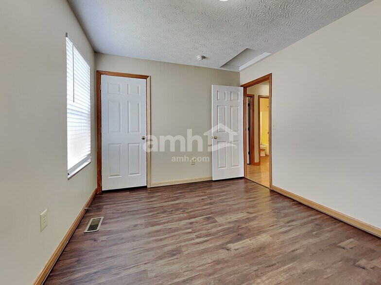 Building Photo - 172 Haley Ln