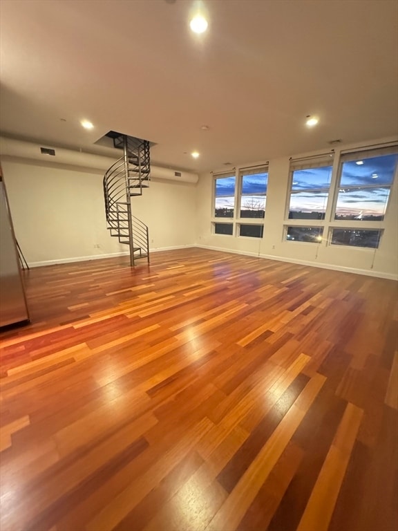 Building Photo - 10 Ocean 4004