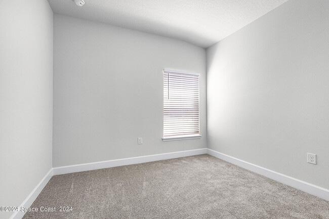 Building Photo - 1063 Grantham Ln