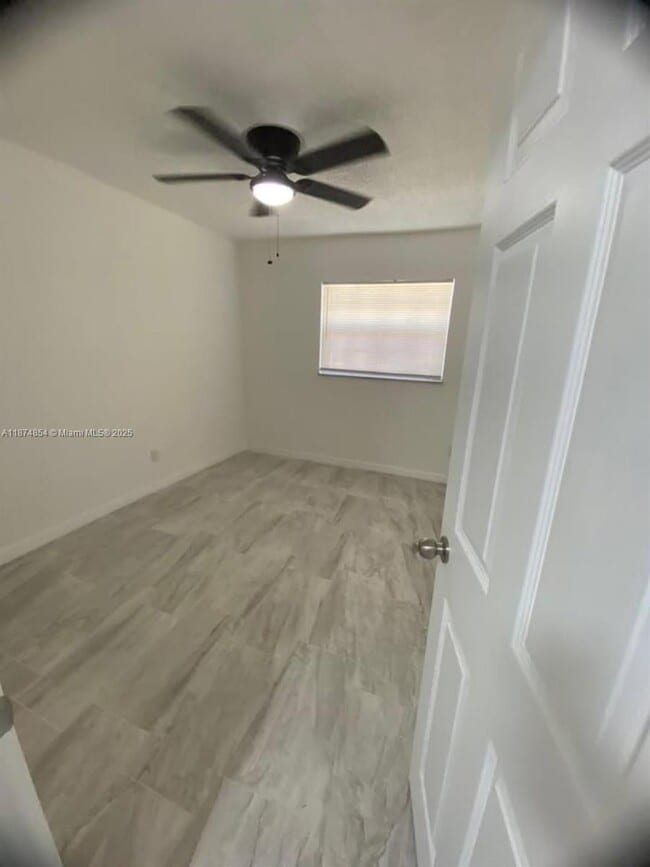 Building Photo - 2707 Essex Ct