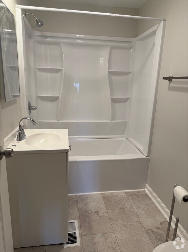 Building Photo - 1 Bed 1 Bath in Swissvale